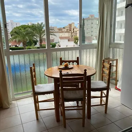 Apartamento 100m De La Playa * Roses